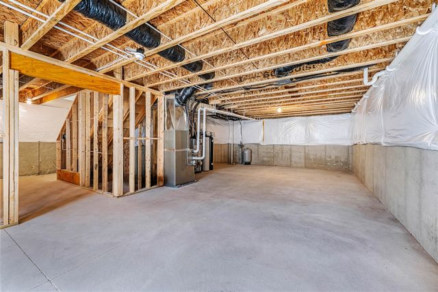 9424 Snow Valley Drive, Alto, MI 49302