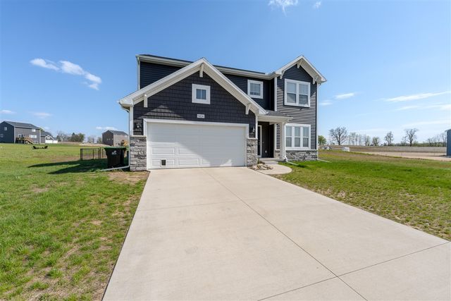 9424 Snow Valley Drive, Alto, MI 49302