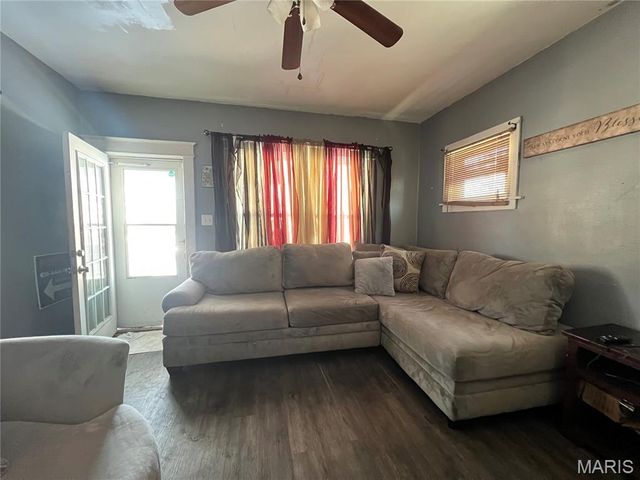 2560 State Street, Granite City, IL 62040