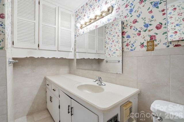 456 Debra Circle SW, Concord, NC 28025