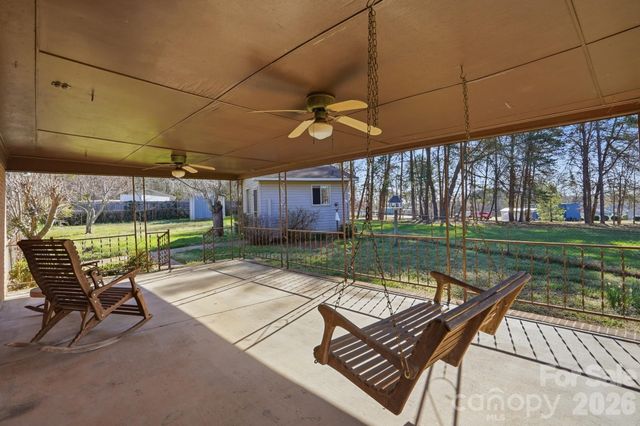 456 Debra Circle SW, Concord, NC 28025