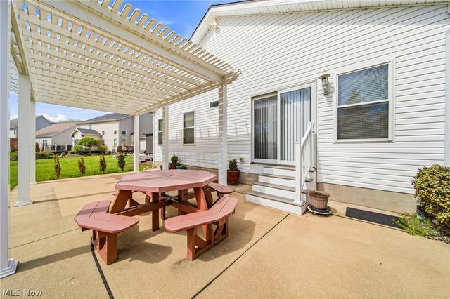 1021 Outrigger Cove, Painesville Twp, OH 44077