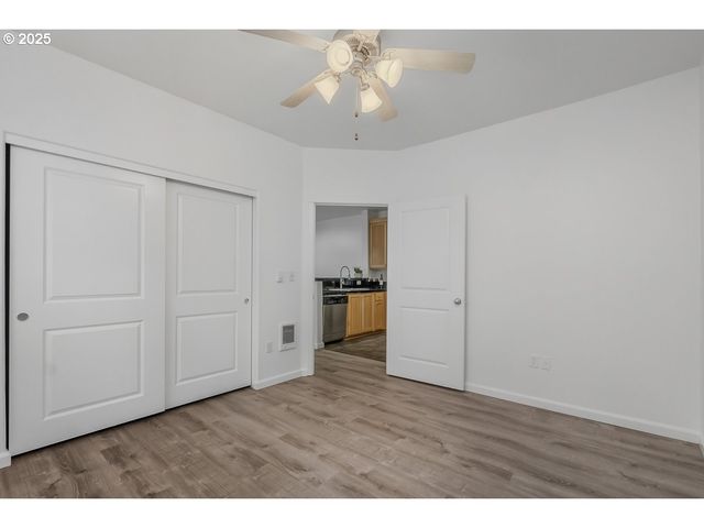 1180 Sw 170TH Ave 100, Beaverton, OR 97003