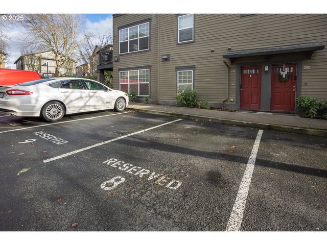 1180 Sw 170TH Ave 100, Beaverton, OR 97003