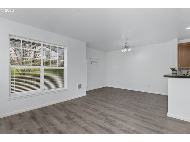 1180 Sw 170TH Ave 100, Beaverton, OR 97003