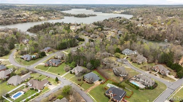 2821 LAKE CREST, Tuscaloosa, AL 35406