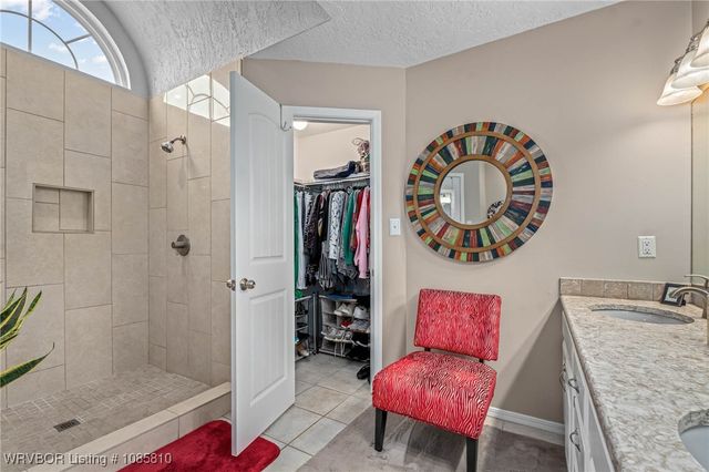 94 Vista Hills Boulevard, Van Buren, AR 72956