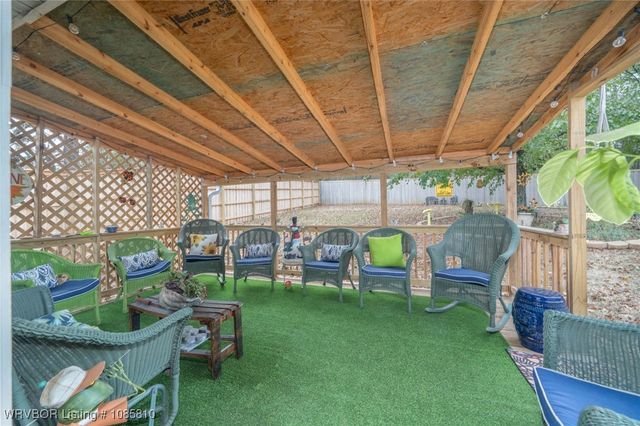 94 Vista Hills Boulevard, Van Buren, AR 72956