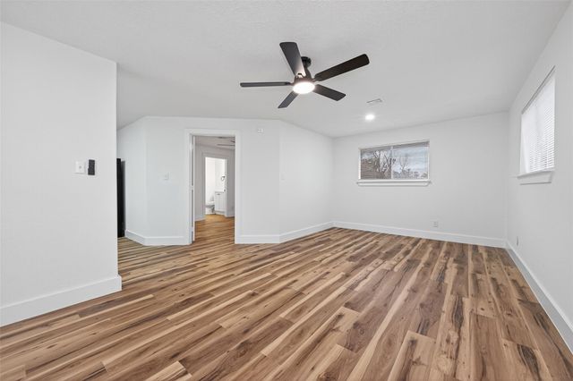 322 Cherry Valley Drive, Huffman, TX 77336