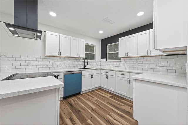 322 Cherry Valley Drive, Huffman, TX 77336