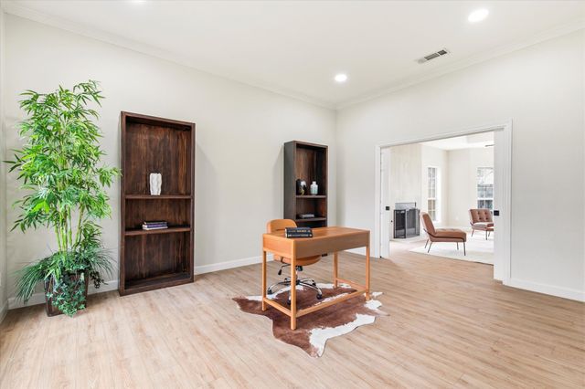 634 Meadowcrest Drive, Highland Village, TX 75077