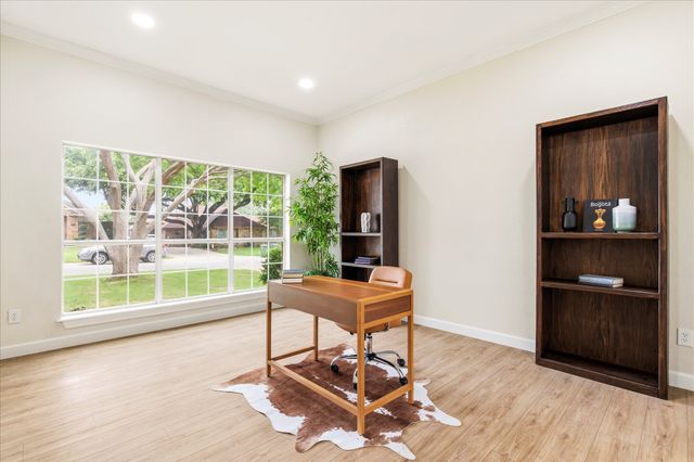 634 Meadowcrest Drive, Highland Village, TX 75077