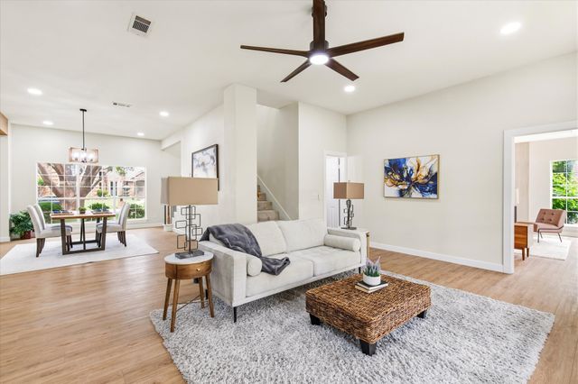 634 Meadowcrest Drive, Highland Village, TX 75077