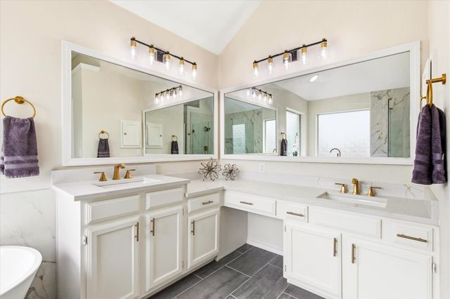 634 Meadowcrest Drive, Highland Village, TX 75077