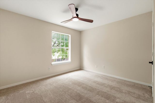 634 Meadowcrest Drive, Highland Village, TX 75077