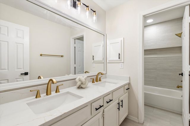 634 Meadowcrest Drive, Highland Village, TX 75077