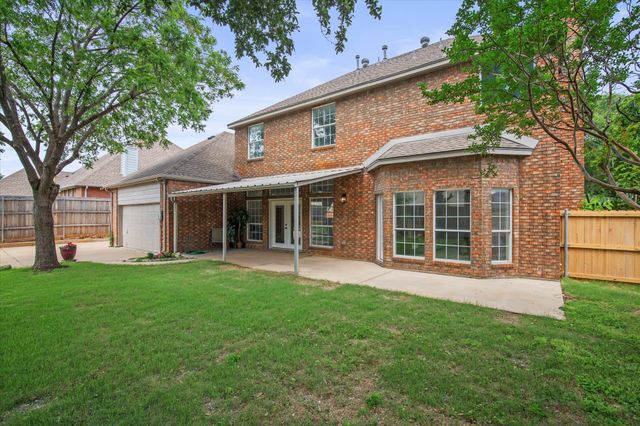 634 Meadowcrest Drive, Highland Village, TX 75077