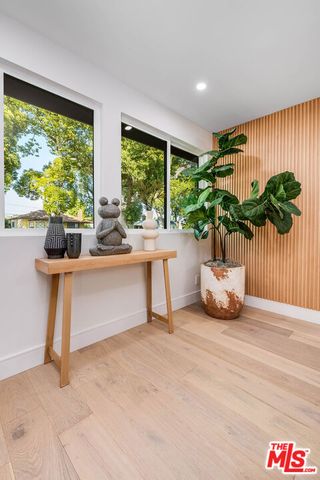 533 N Catalina Street, Burbank, CA 91505