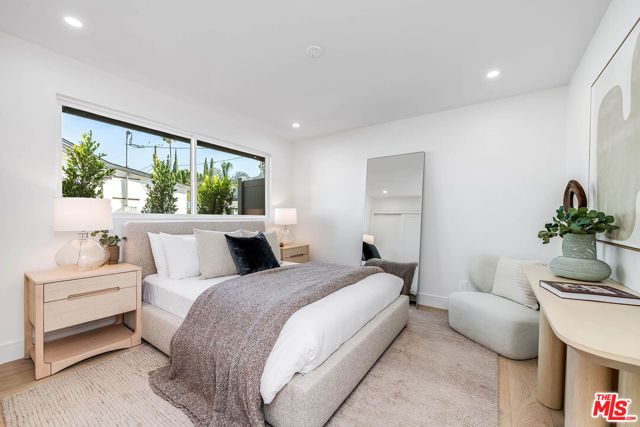 533 N Catalina Street, Burbank, CA 91505