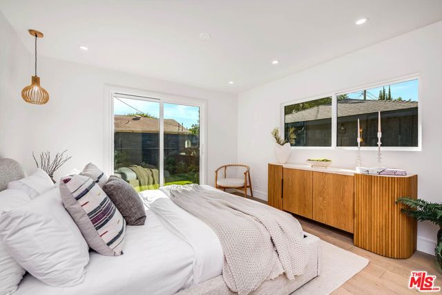 533 N Catalina Street, Burbank, CA 91505