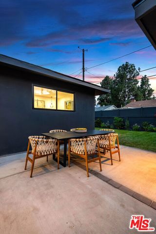 533 N Catalina Street, Burbank, CA 91505