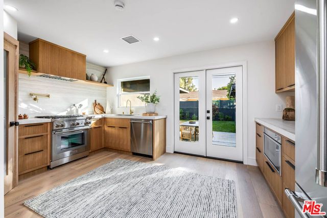 533 N Catalina Street, Burbank, CA 91505
