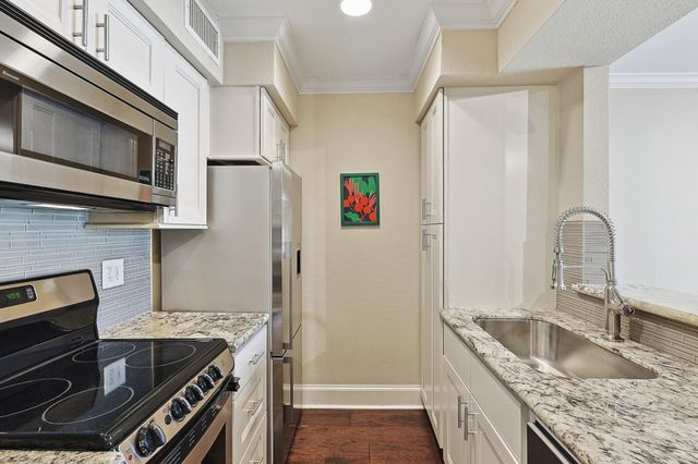 3402 Garrott Street 15, Houston, TX 77006