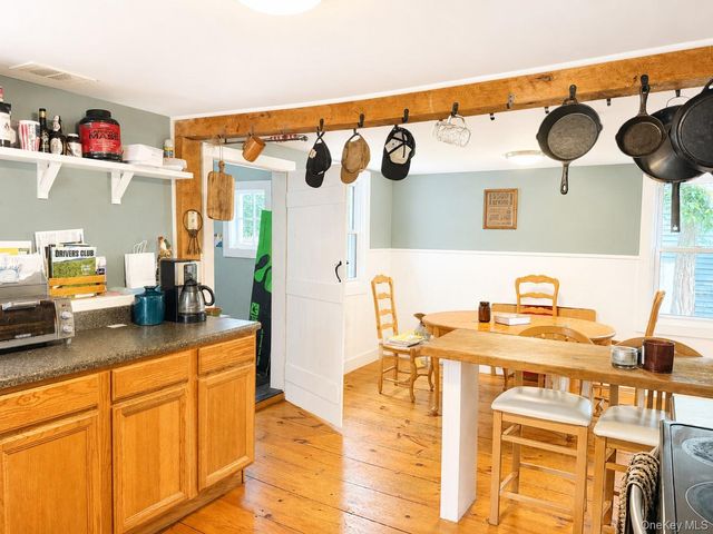 16 Poplar Street, Warwick, NY 10990