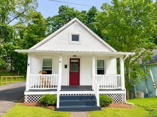16 Poplar Street, Warwick, NY 10990