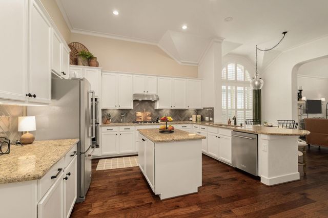 16650 Seminole Ridge Drive, Cypress, TX 77433
