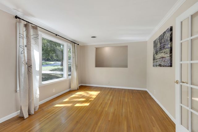 4804 E Longdale Dr, Nashville, TN 37211