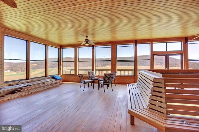 600, 650, 656 AIRPORT DR, Mifflintown, PA 17059