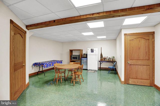 600, 650, 656 AIRPORT DR, Mifflintown, PA 17059