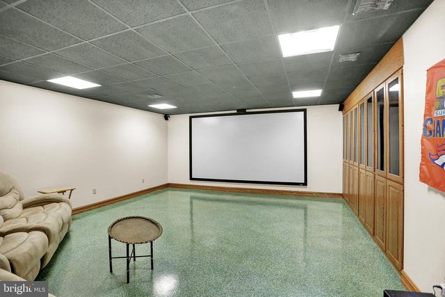 600, 650, 656 AIRPORT DR, Mifflintown, PA 17059