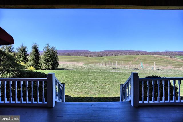 600, 650, 656 AIRPORT DR, Mifflintown, PA 17059