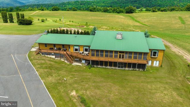 600, 650, 656 AIRPORT DR, Mifflintown, PA 17059