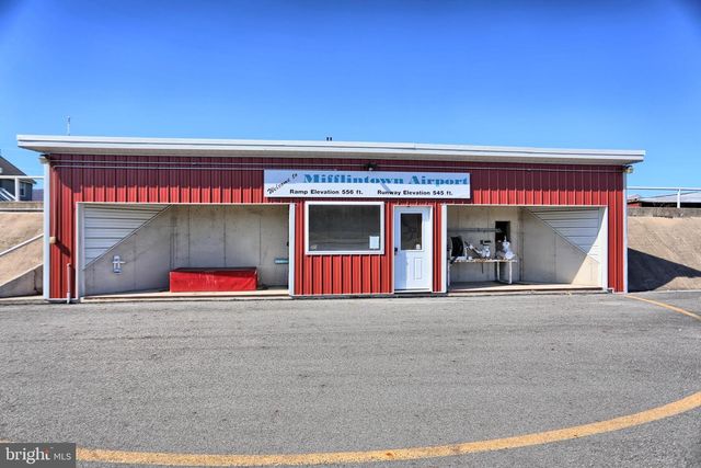 600, 650, 656 AIRPORT DR, Mifflintown, PA 17059