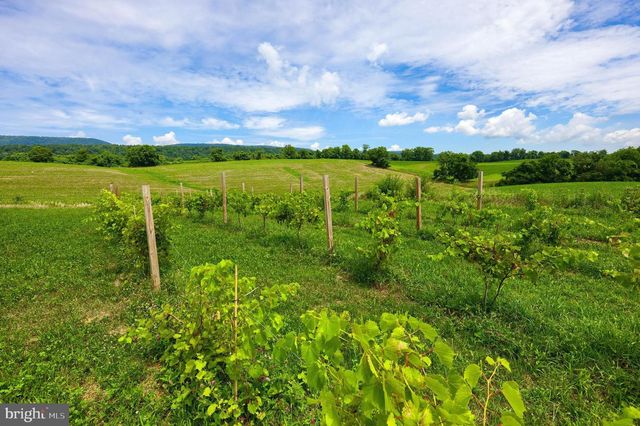 600, 650, 656 AIRPORT DR, Mifflintown, PA 17059