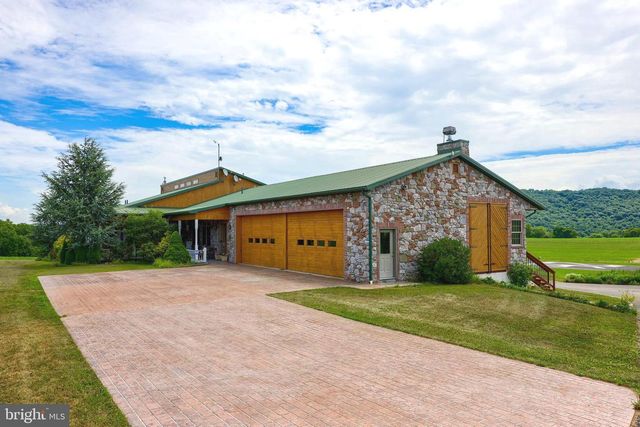 600, 650, 656 AIRPORT DR, Mifflintown, PA 17059