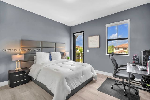 8840 Waterview Ter, Parkland, FL 33076