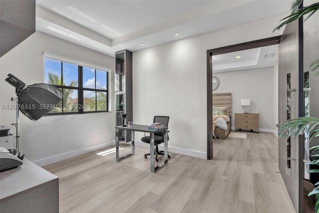8840 Waterview Ter, Parkland, FL 33076