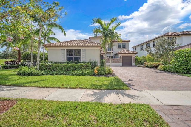 8840 Waterview Ter, Parkland, FL 33076