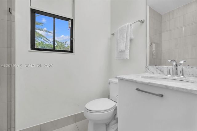 8840 Waterview Ter, Parkland, FL 33076