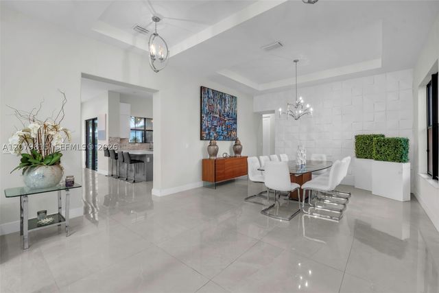 8840 Waterview Ter, Parkland, FL 33076