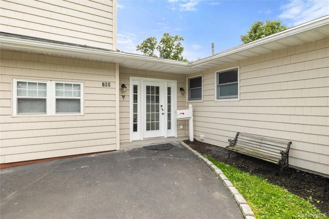 269 Brookville Avenue, Islip, NY 11751