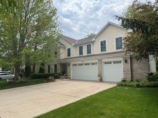 2219 Barrett Drive, Algonquin, IL 60102