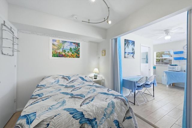 723 S BRINK AVENUE, Sarasota, FL 34237