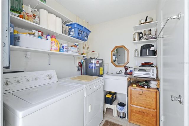 723 S BRINK AVENUE, Sarasota, FL 34237