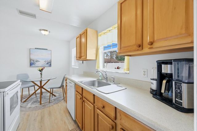 723 S BRINK AVENUE, Sarasota, FL 34237