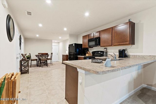 5893 CREEKSIDE CROSSING Drive, Jacksonville, FL 32210